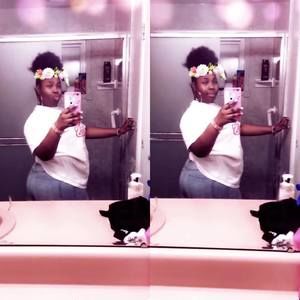 Meet your Posher, Rina